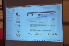 69ea55a5-3f0e-4510-9bd3-cfe60f6a35a9